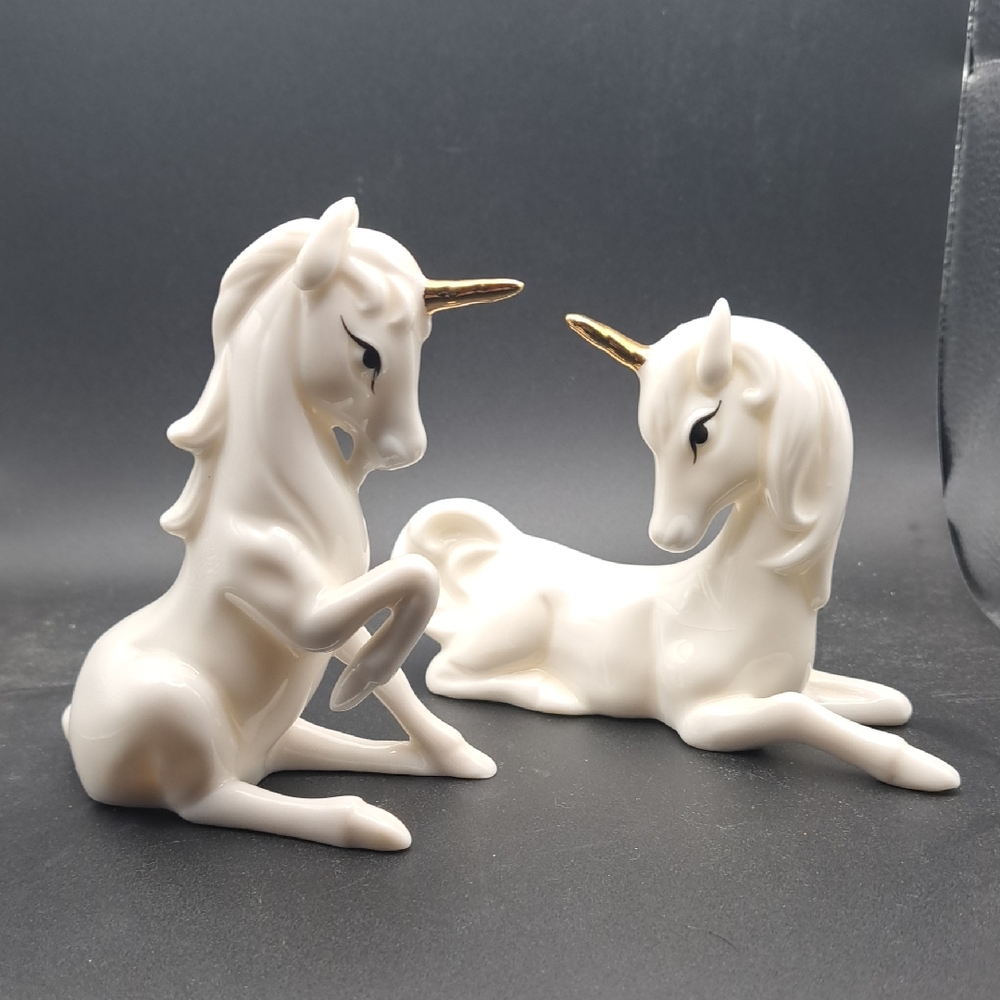Vintage Enesco White Pair Of Unicorns